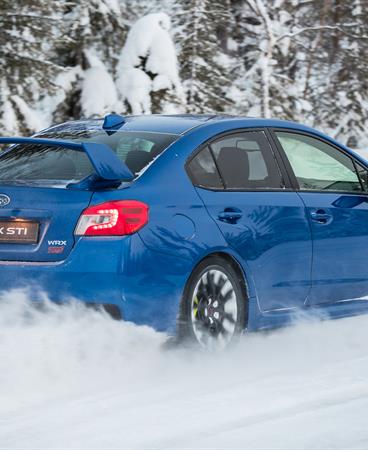 SUBARU_WRX-STI-25-hr